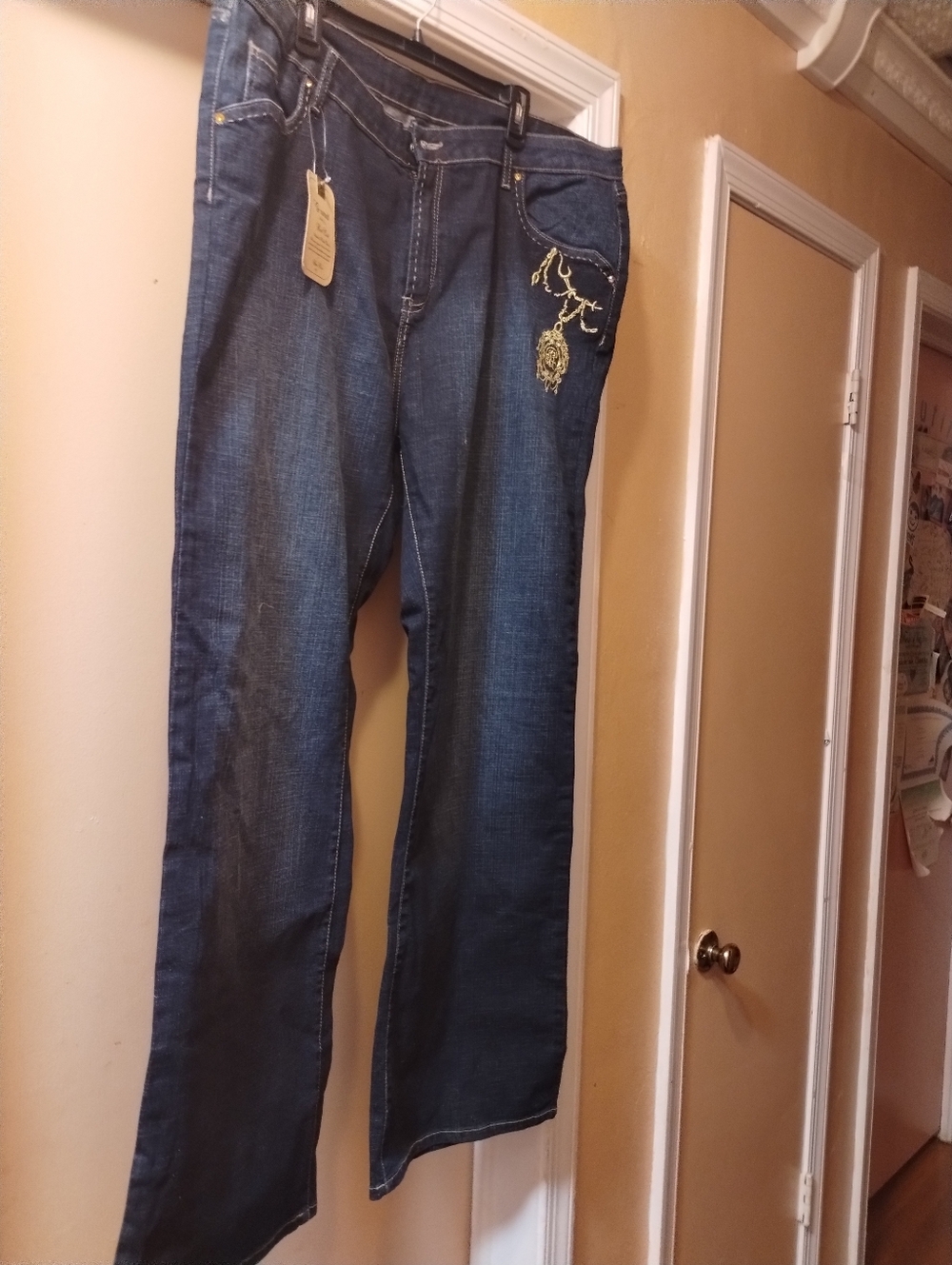 Dark Blue Women's Embroidered Straight-Leg Jeans